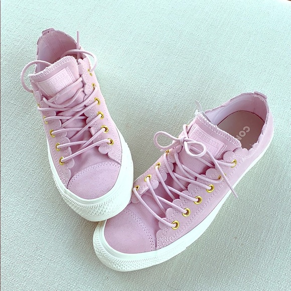 converse scalloped shoes